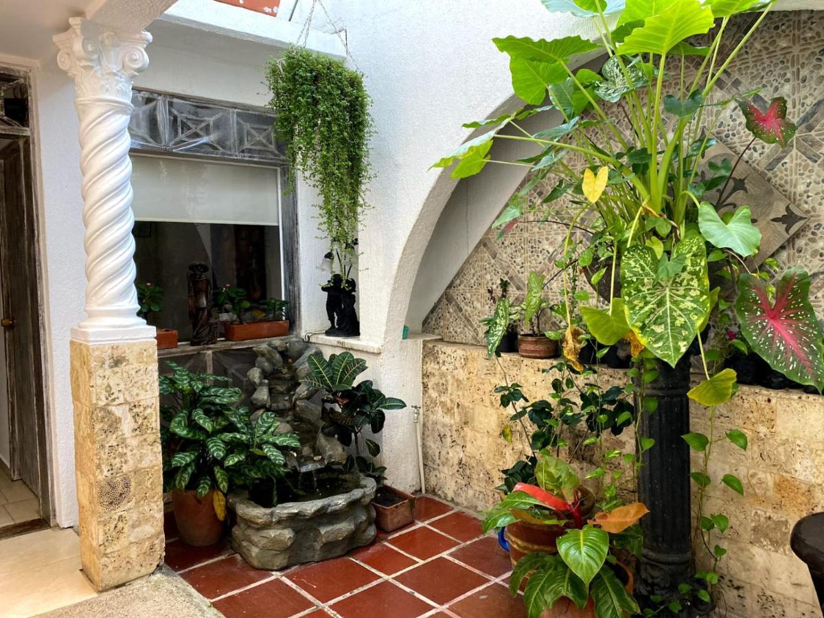 Luna Cartagena Airport Hotel Exterior foto